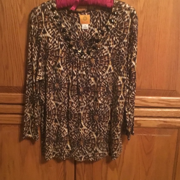Patterned Women's Top - Picture 1 of 4